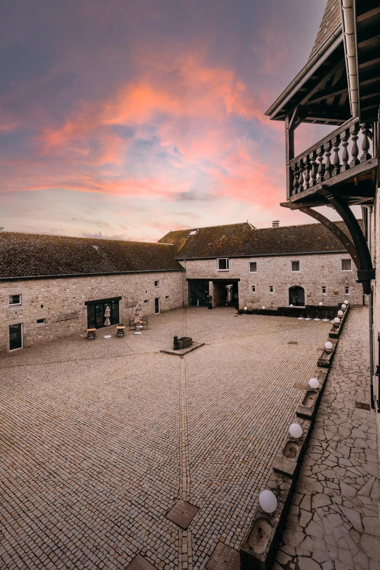 Golf Hôtel Five Nations Durbuy Exterior foto